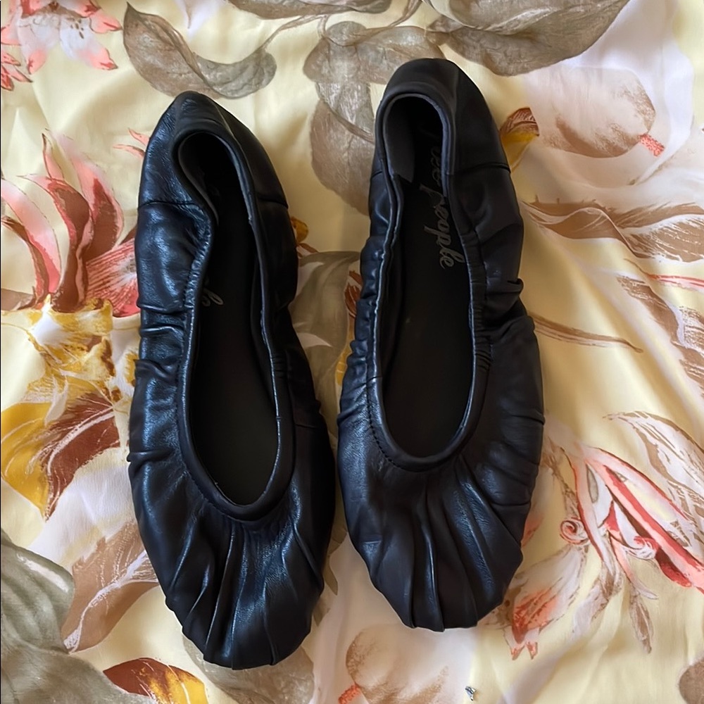 FREE PEOPLE Cara Ballet Flats / Black